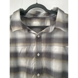 REI‎ Cooperative Shirt Mens X-Large Gray & White Plaid Outdoor Casual Pockets